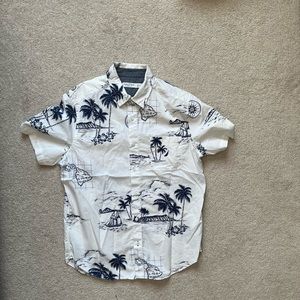White nautical Hawaiian bottom down shirt size medium